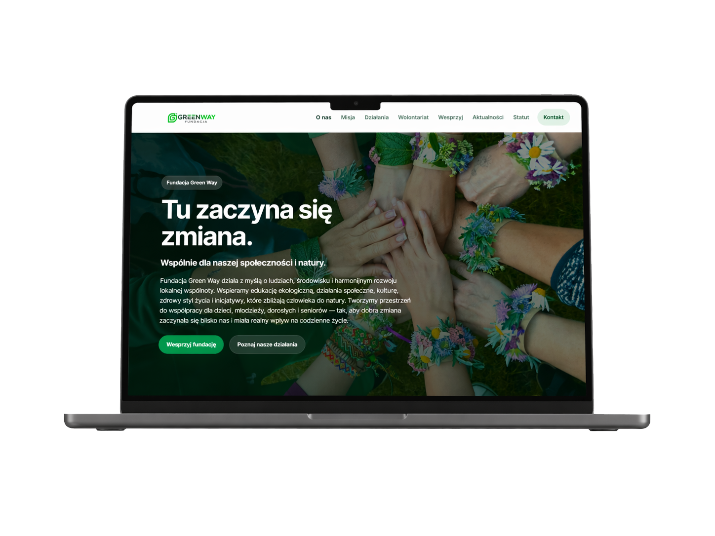 laptop ze stroną internetową